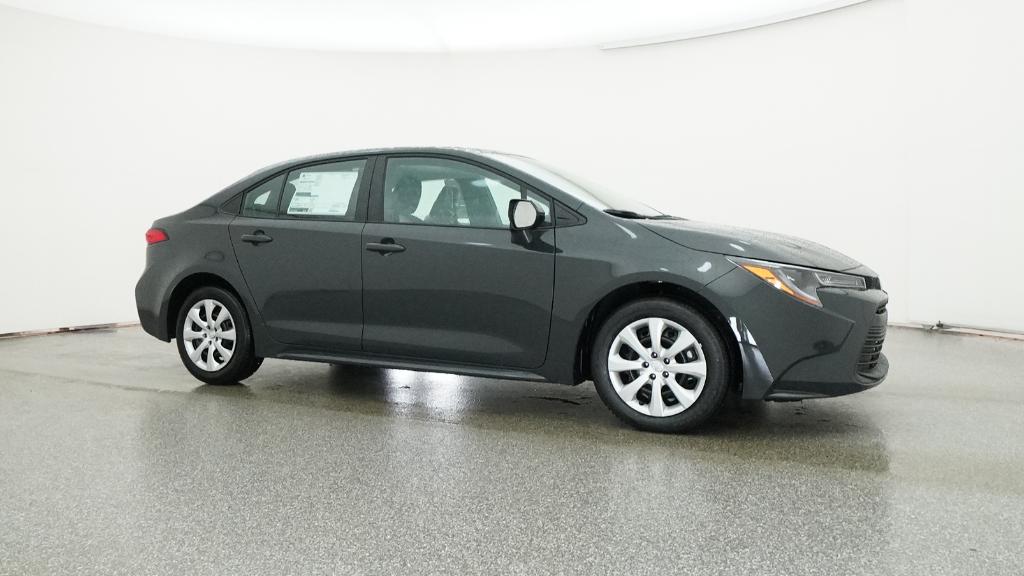 2025 Toyota Corolla LE photo 4