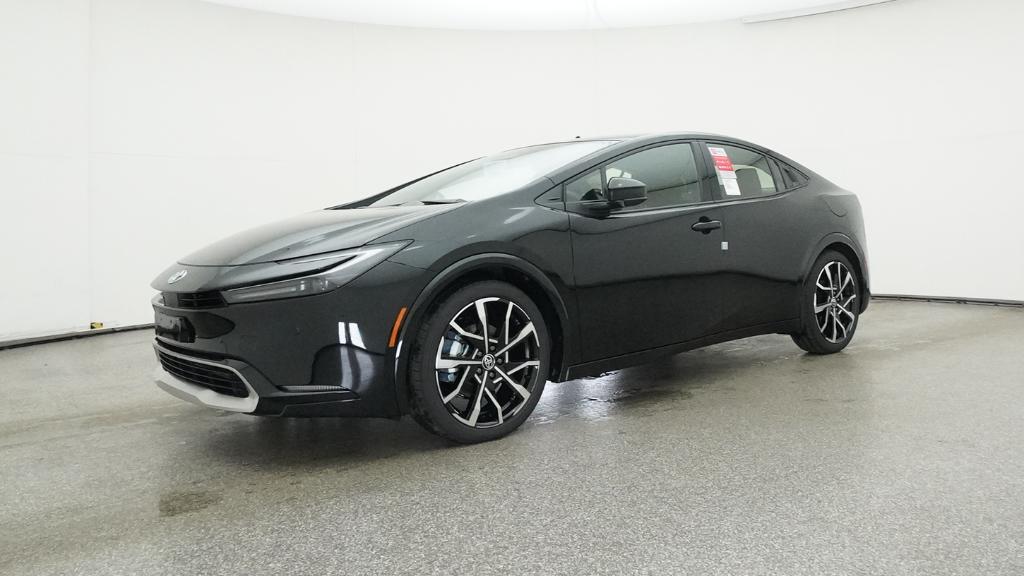 2025 Toyota Prius Plug-in Hybrid XSE photo 3