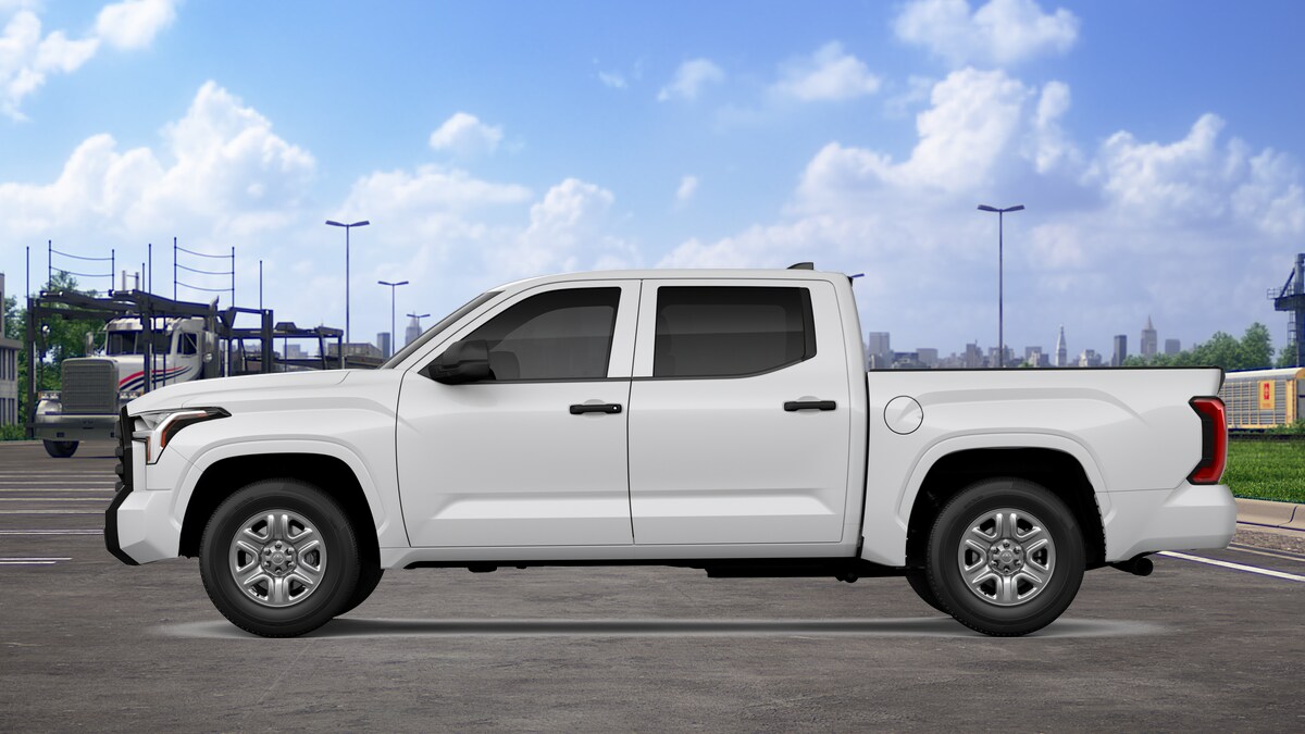 2025 Toyota Tundra SR CrewMax photo 4