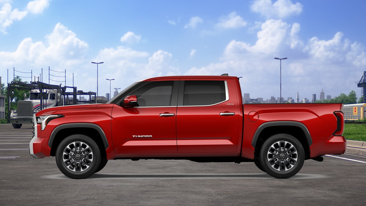 2025 Toyota Tundra Limited CrewMax photo 4
