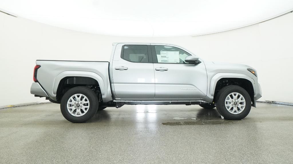 2025 Toyota Tacoma SR5 4x4 Double Cab photo 6