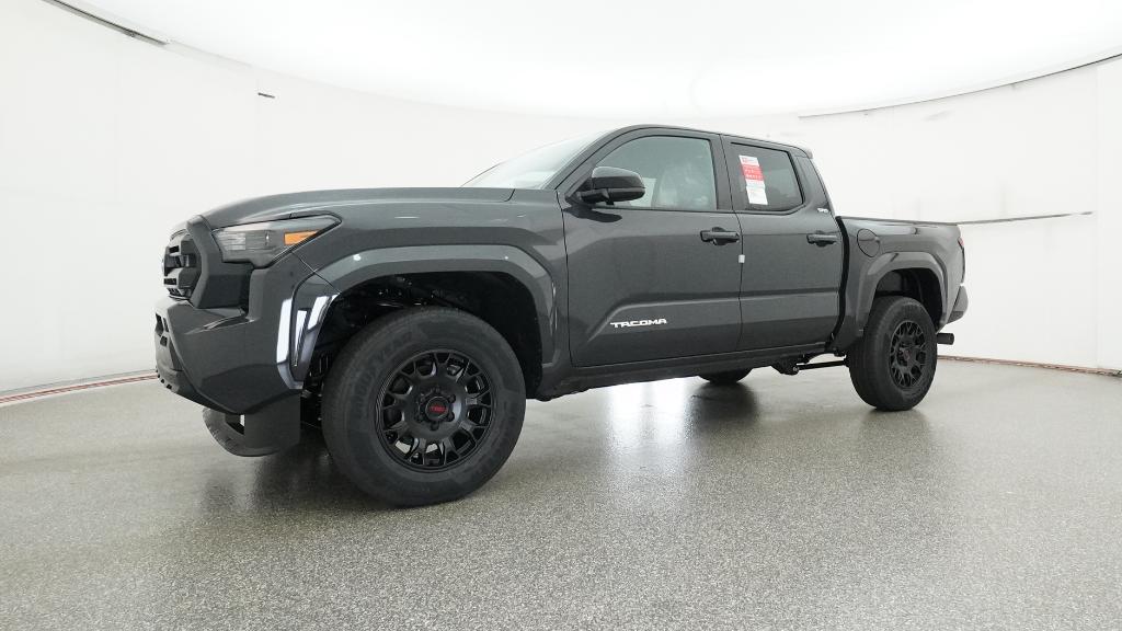2025 Toyota Tacoma SR5 photo 8