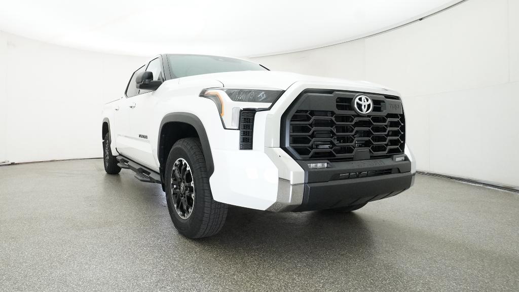 2026 Toyota Tundra SR5 CrewMax photo 2