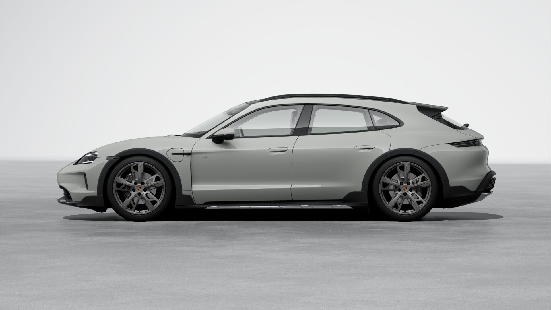 2025 Porsche Taycan 4 Cross Turismo photo 2