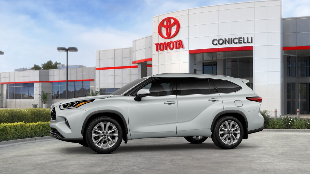 2025 Toyota Highlander Limited photo 2