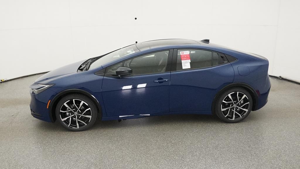 2025 Toyota Prius Plug-in Hybrid XSE photo 14