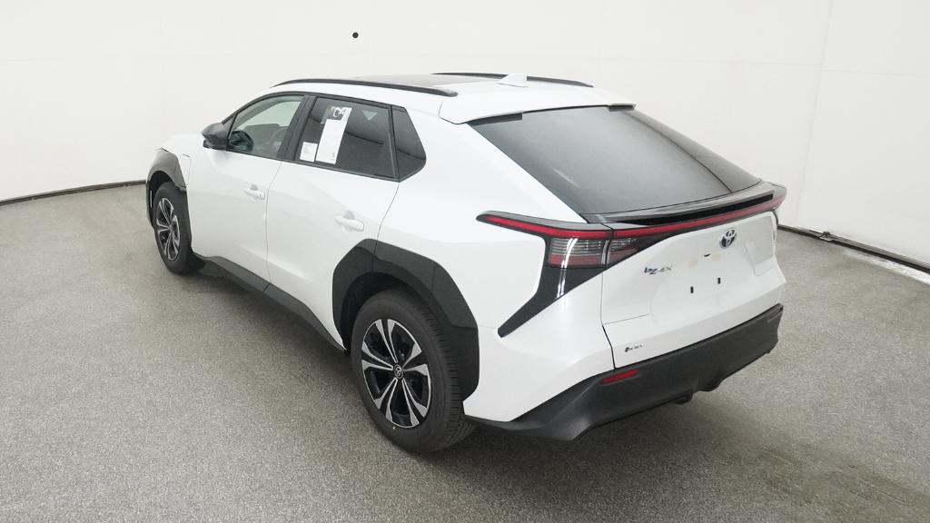 2025 Toyota bZ4X XLE photo 33