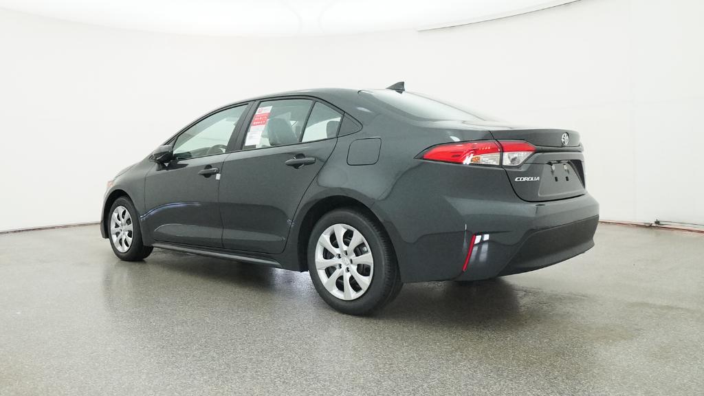 2025 Toyota Corolla LE photo 3