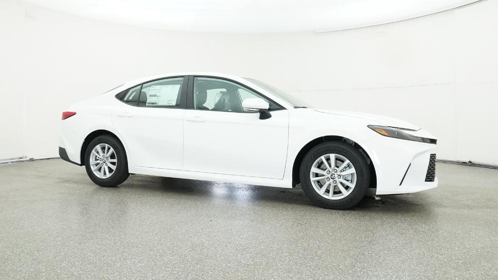 2025 Toyota Camry LE photo 34
