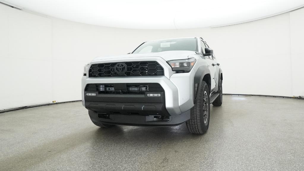 2025 Toyota 4Runner TRD Off-Road photo 3