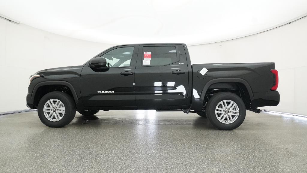 2026 Toyota Tundra SR5 CrewMax photo 2