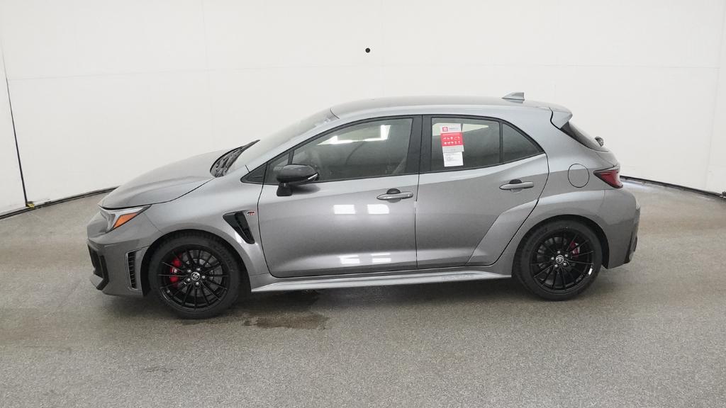 2025 Toyota Corolla GR Premium photo 9