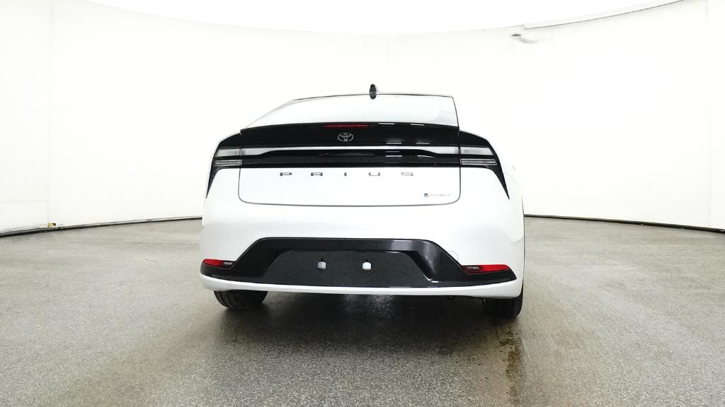 2026 Toyota Prius Plug-in Hybrid XSE photo 23