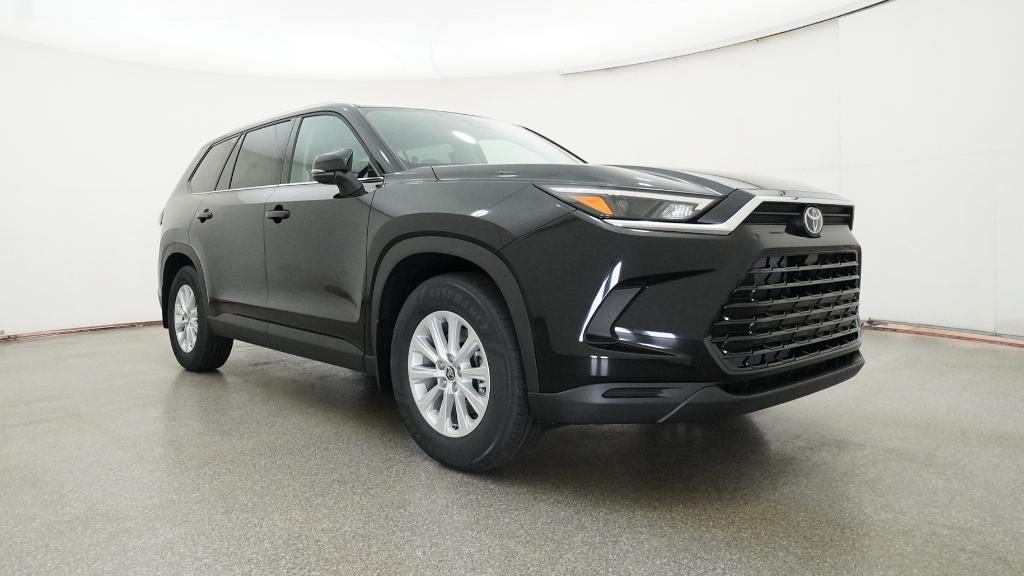 2026 Toyota Grand Highlander XLE photo 2