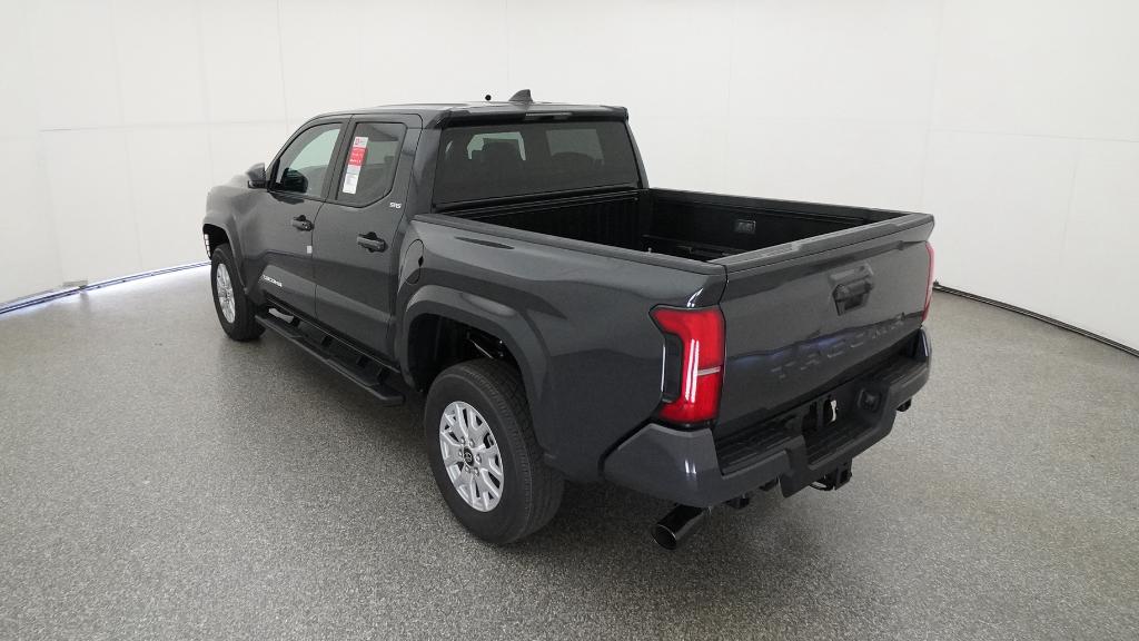 2025 Toyota Tacoma SR5 photo 4