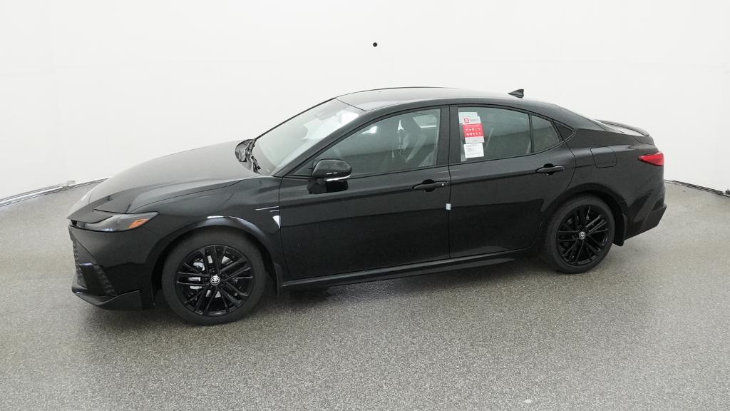 2026 Toyota Camry SE photo 5