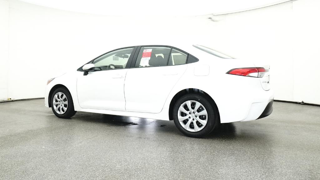 2025 Toyota Corolla Hybrid LE photo 34