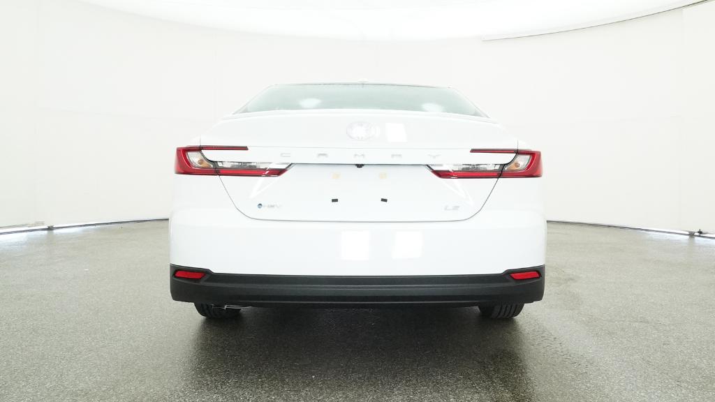 2025 Toyota Camry LE photo 22