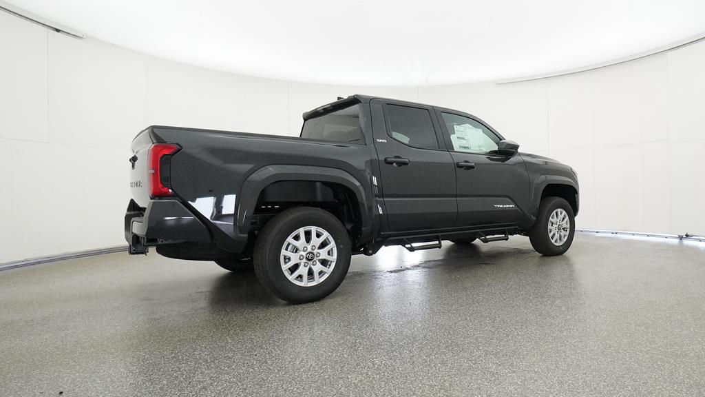 2025 Toyota Tacoma SR5 photo 3