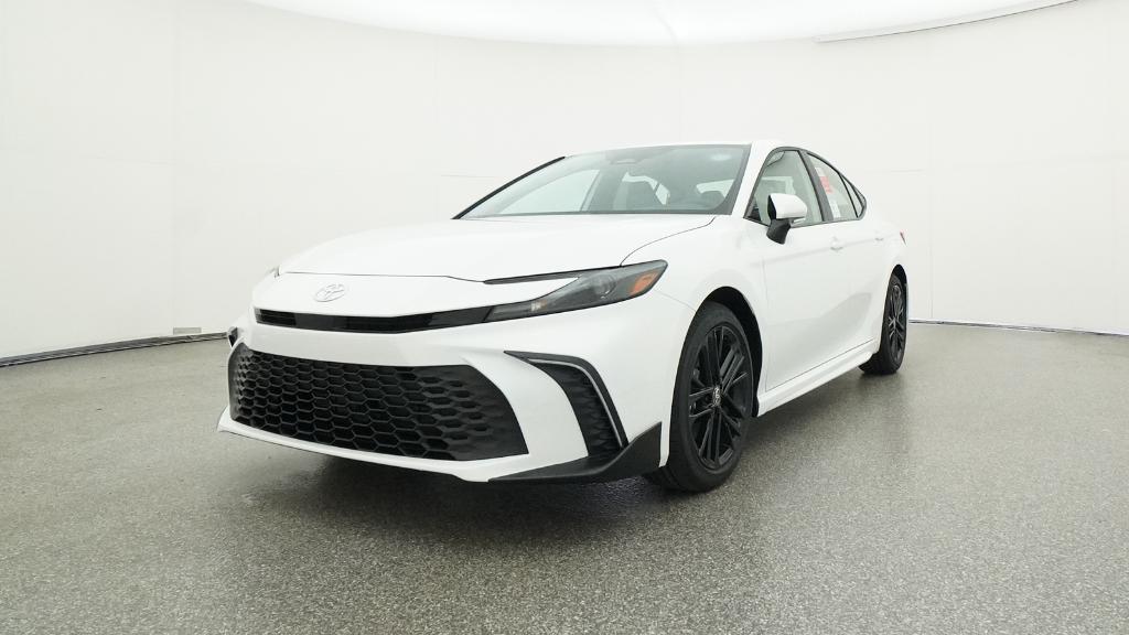 2025 Toyota Camry SE photo 2
