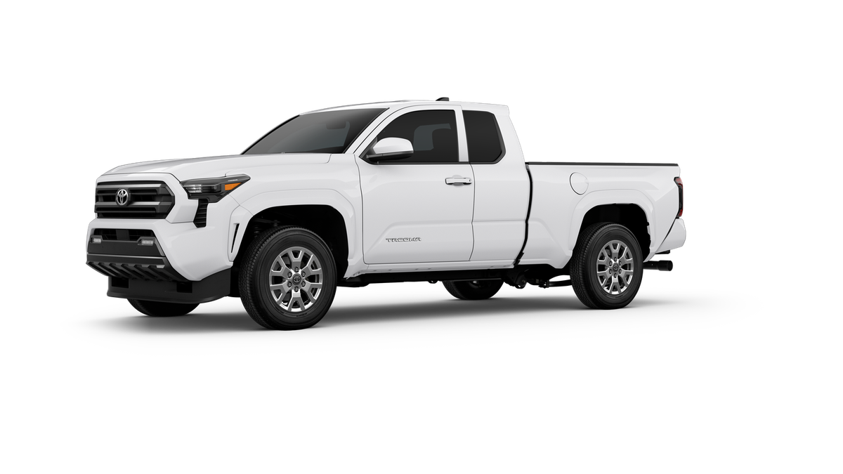 2025 Toyota Tacoma SR5 XtraCab photo 5