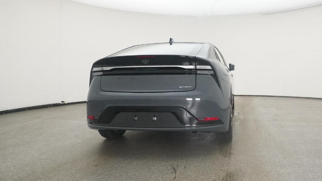 2026 Toyota Prius Plug-in Hybrid XSE photo 21