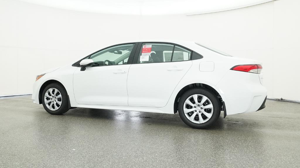 2025 Toyota Corolla LE photo 2