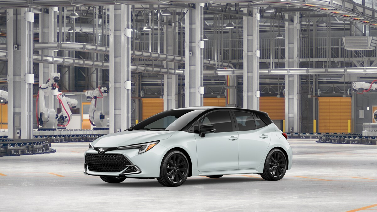 2026 Toyota Corolla XSE photo 2