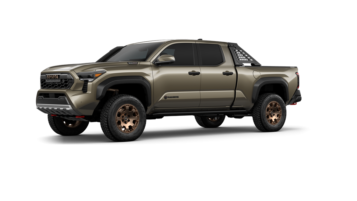 2025 Toyota Tacoma Trailhunter photo 3