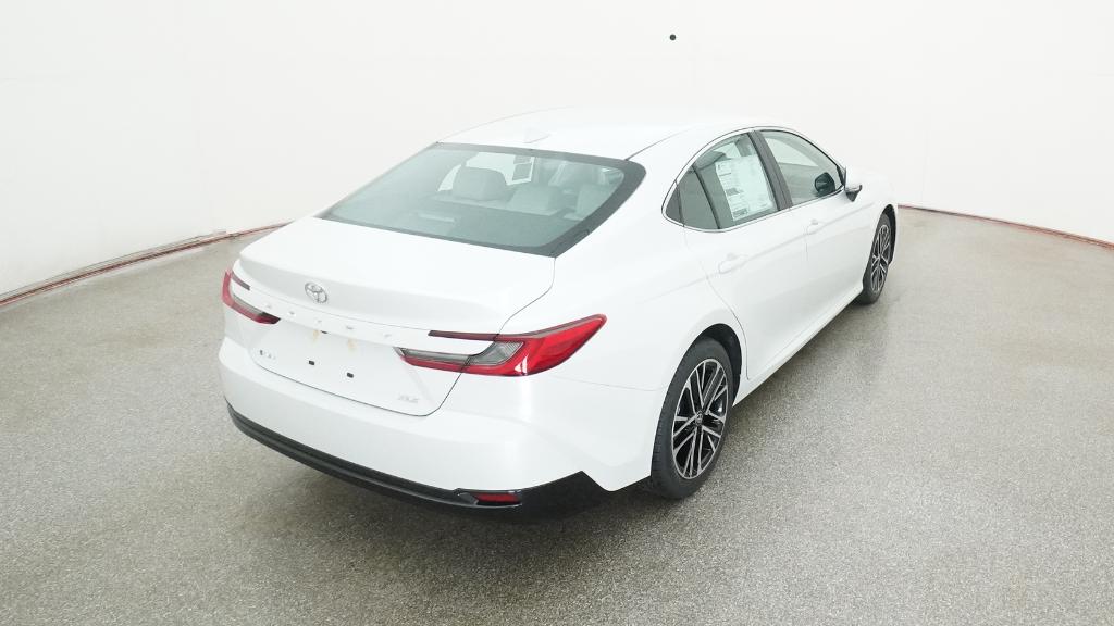 2025 Toyota Camry XLE photo 3