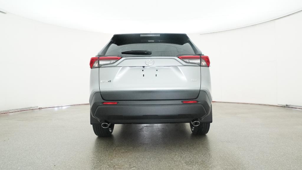 2025 Toyota RAV4 XLE Premium photo 4