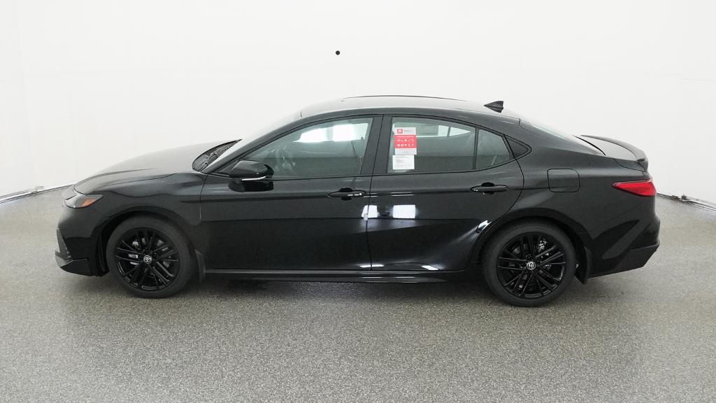 2026 Toyota Camry SE photo 19