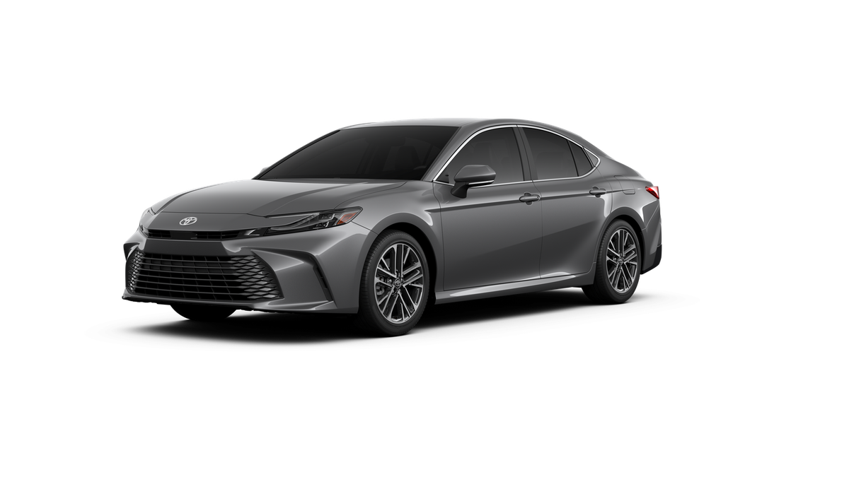 2025 Toyota Camry XLE -
                  Troy, MI
