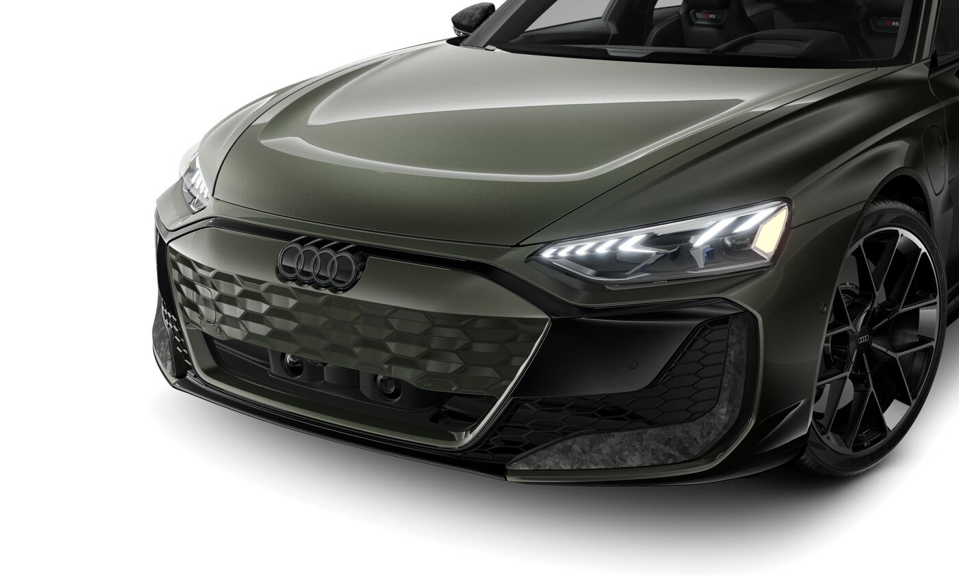 2025 Audi RS e-tron GT Base photo 2