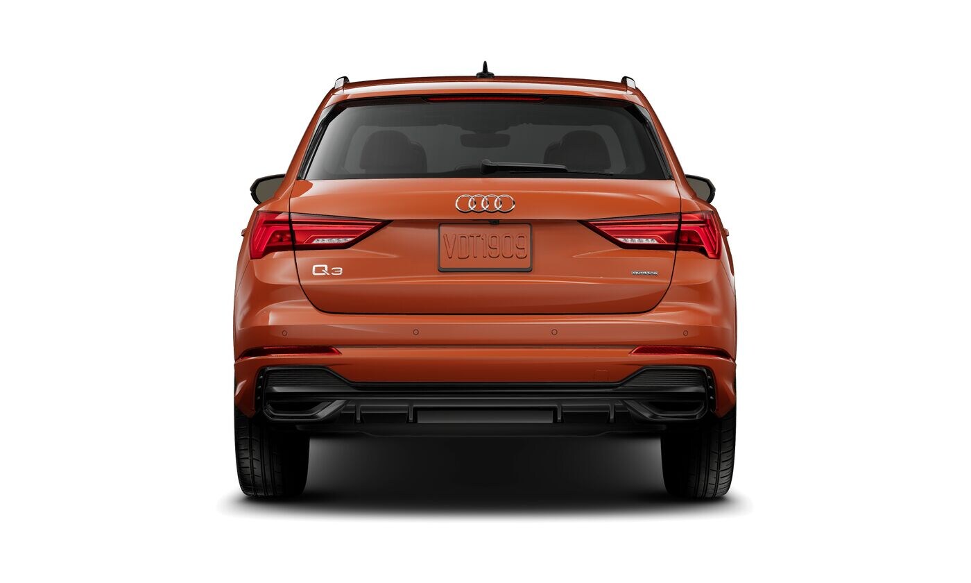 2025 Audi Q3 45 TFSI S line Premium Plus photo 4