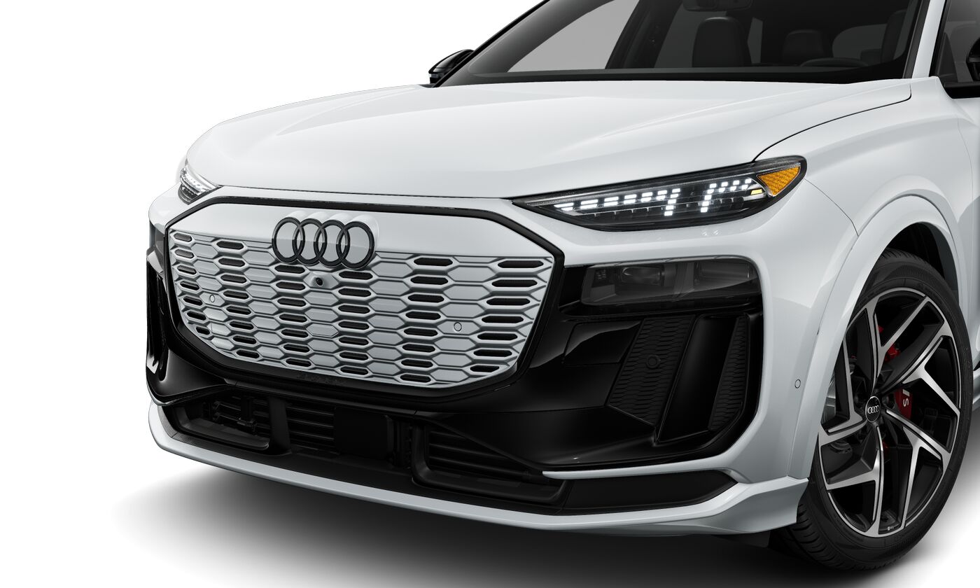 2025 Audi SQ6 photo 2