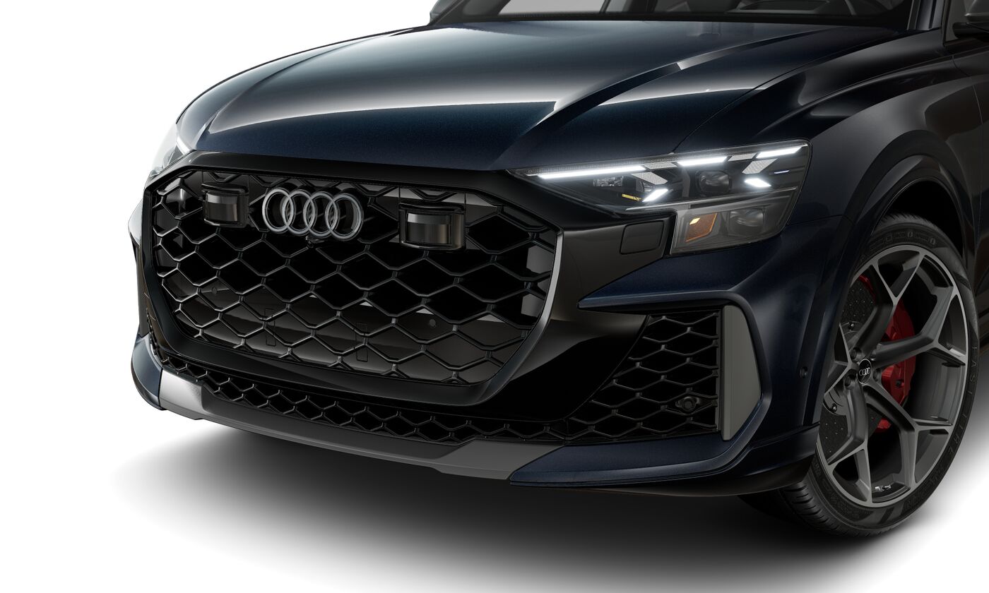 2025 Audi RS Q8 photo 2