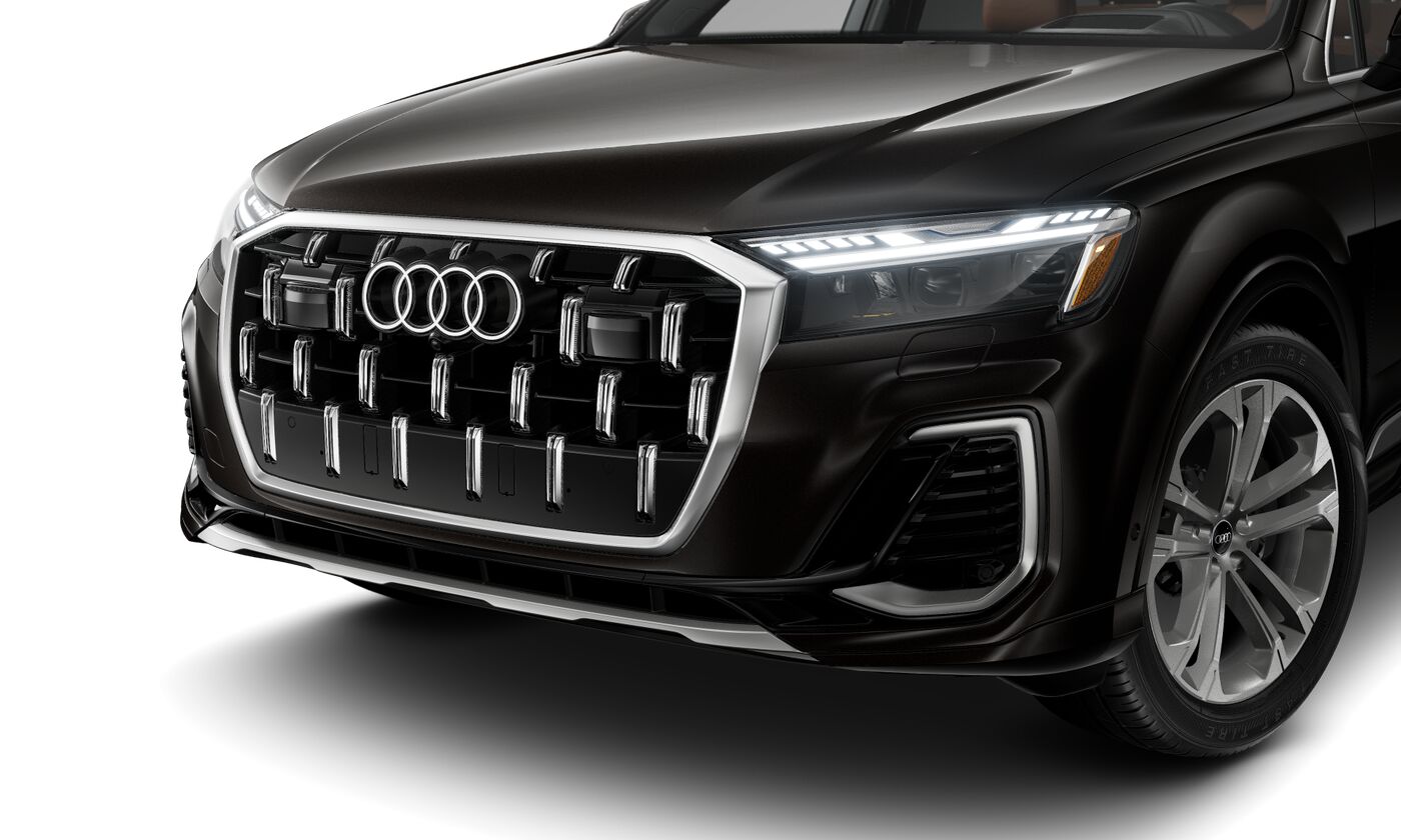 2025 Audi Q7 55 Prestige photo 2