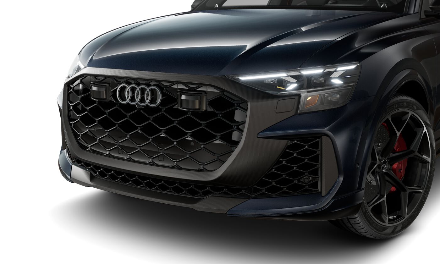 2025 Audi RS Q8 photo 2