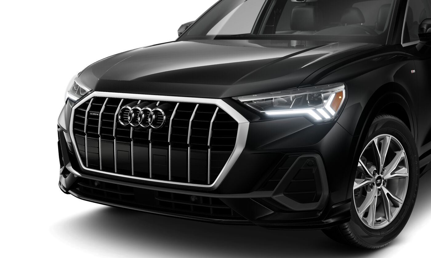 2025 Audi Q3 S line Premium Plus photo 2