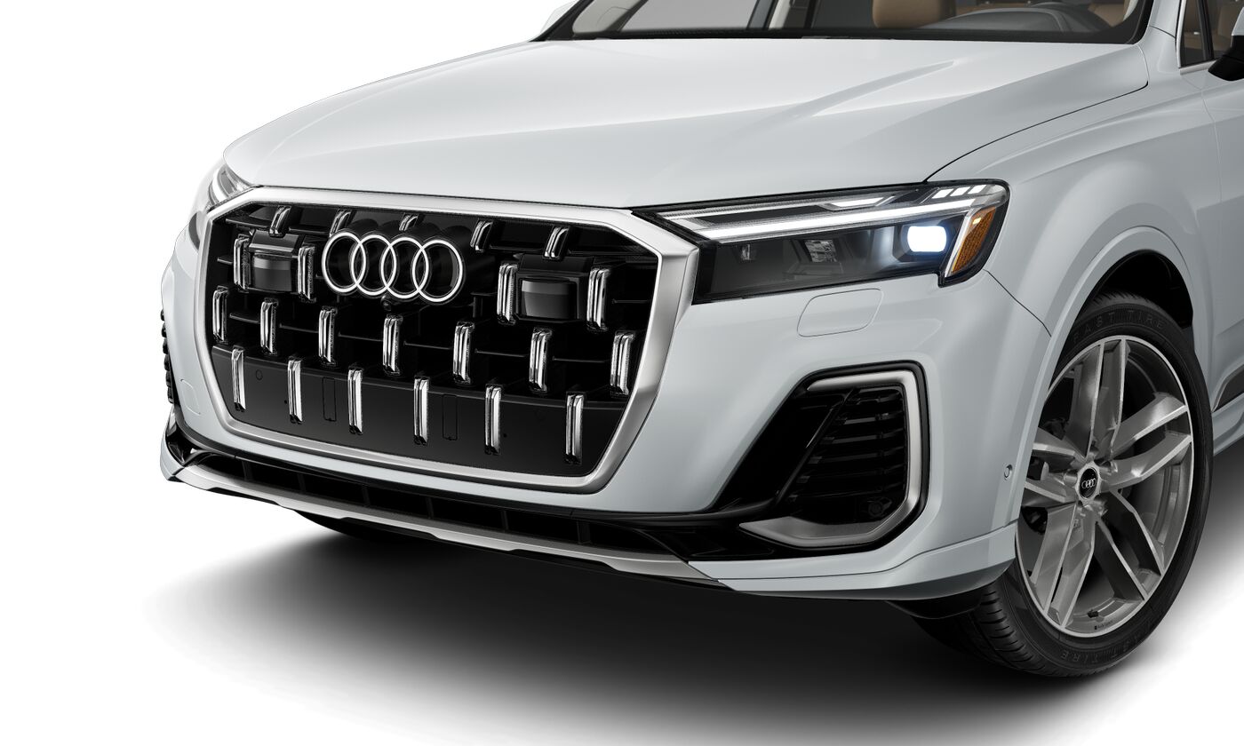 Used 2025 Audi Q7 Premium Plus with VIN WA1LVBF79SD017352 for sale in Sioux Falls, SD