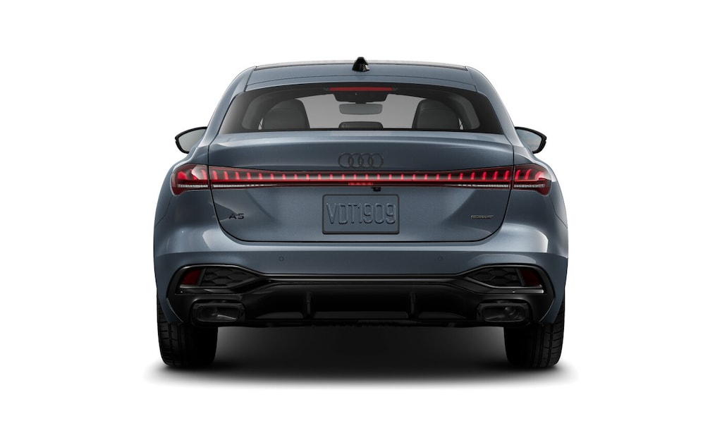 New 2025 Audi  2.0T À hayon