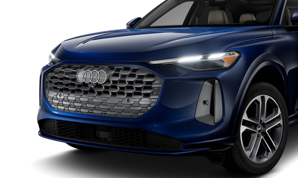 New 2025 Audi 2.0T SUV