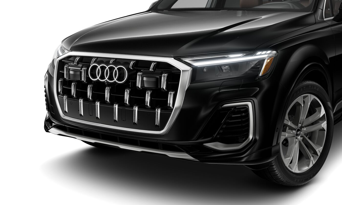 2025 Audi Q7 55 Premium Plus photo 2
