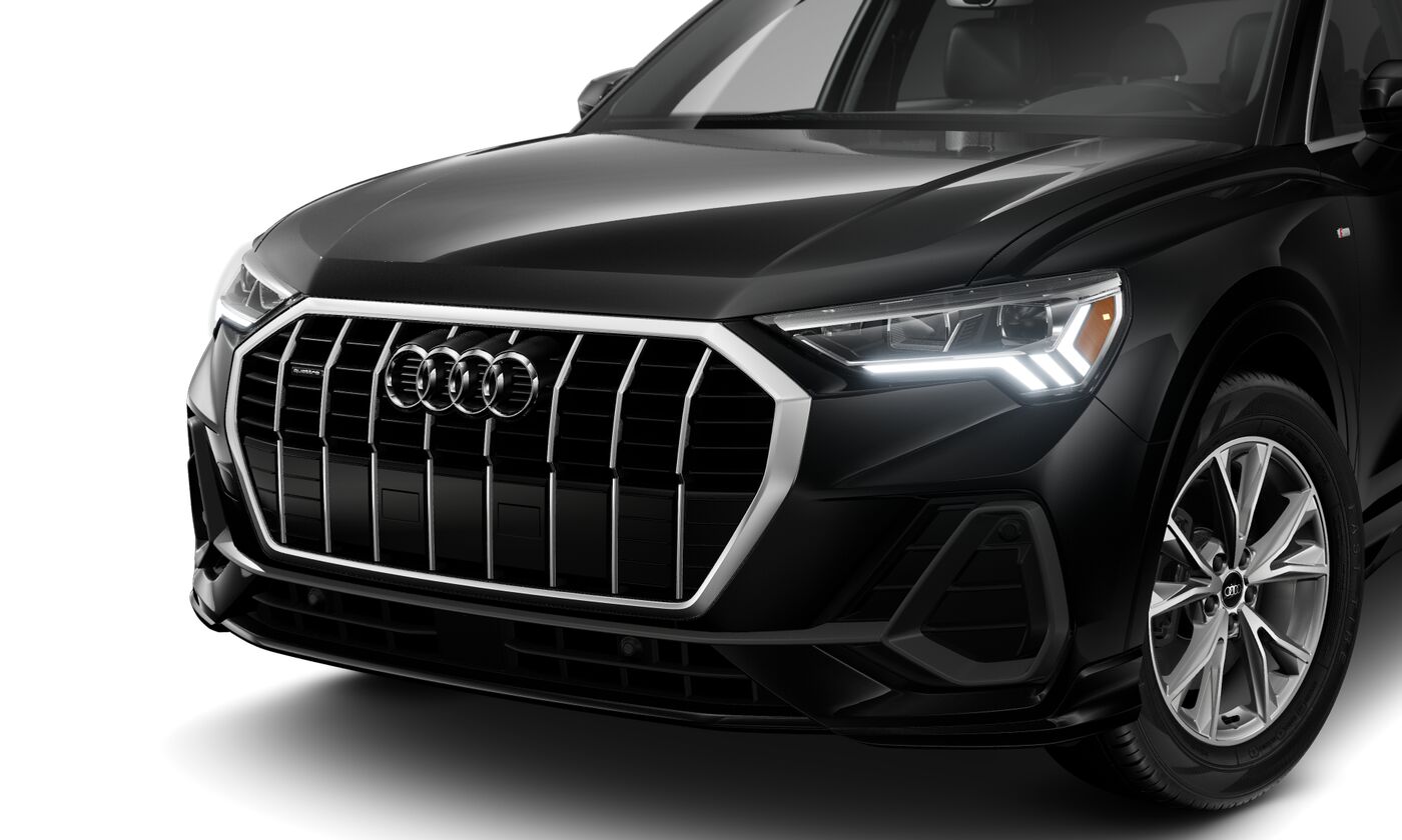 2025 Audi Q3 45 TFSI S line Premium photo 2