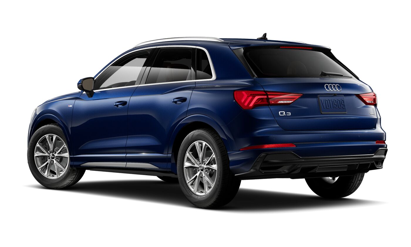 2025 Audi Q3 45 TFSI S line Premium photo 4