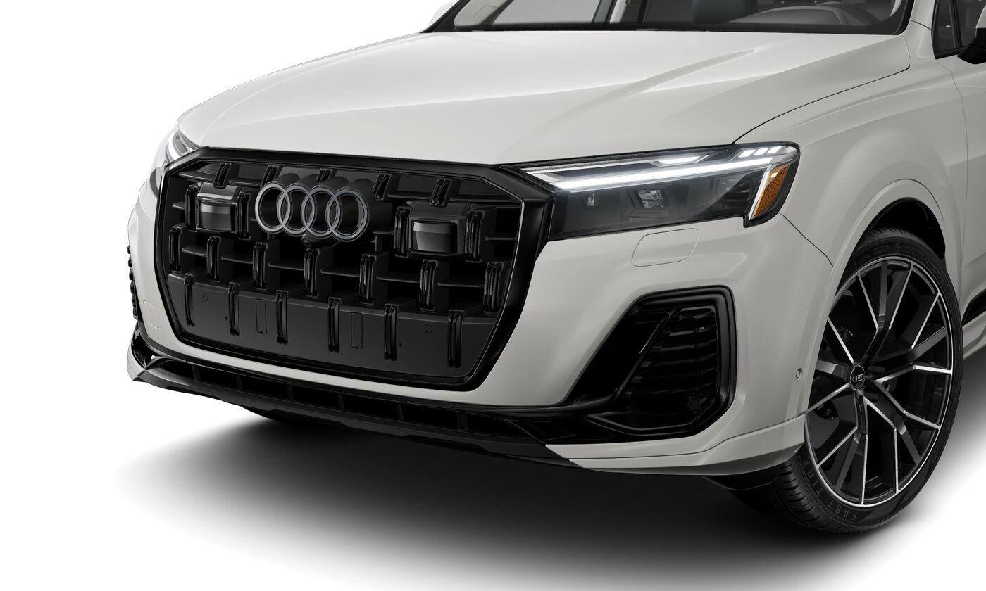 2025 Audi Q7 55 Premium Plus photo 2
