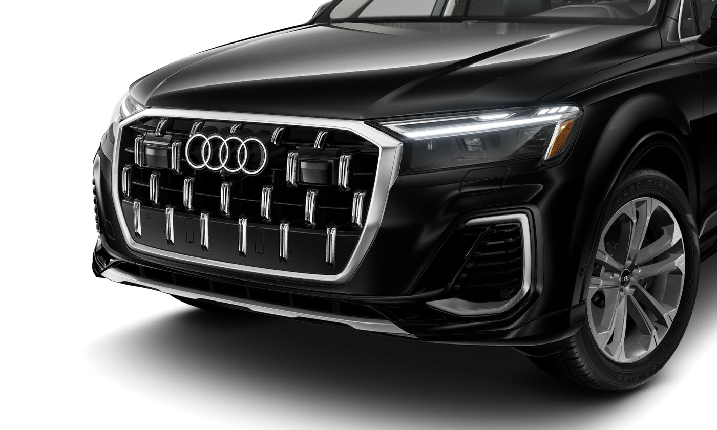 2025 Audi Q7 55 Premium Plus photo 2