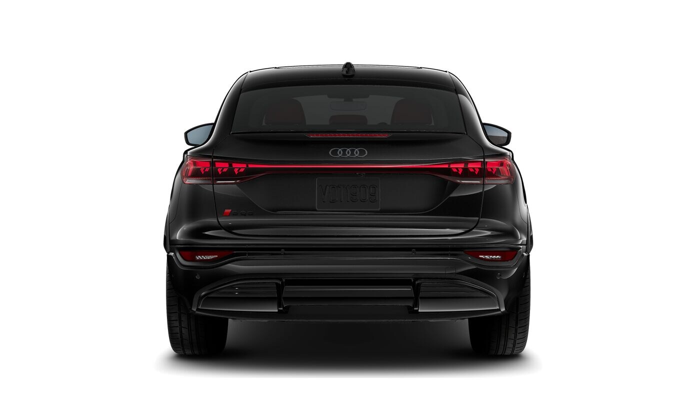 2025 Audi SQ6 photo 4