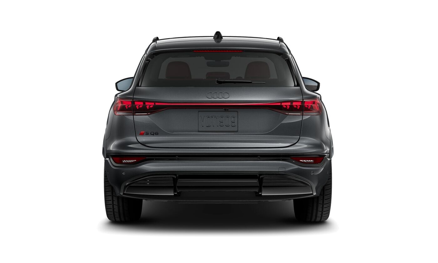 2025 Audi e-tron Premium photo 4